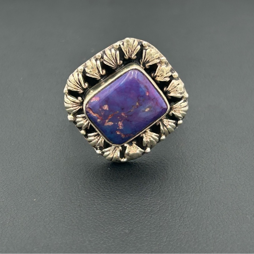 Vintage Sterling Silver Purple Stone Ring - Picture 4 of 7